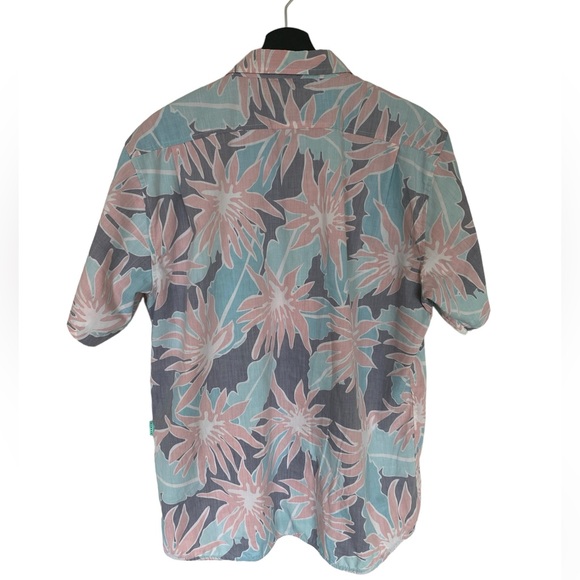Vissla Floral Hawaiian Shirt Size XL - Picture 2 of 6